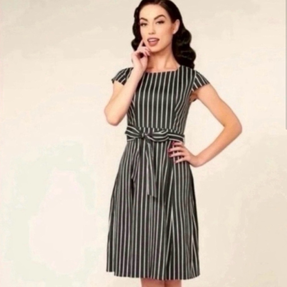 🆕 Pinup Couture / Golightly Mae dress in Victorian Stripe-Goth - Size XL - NWT